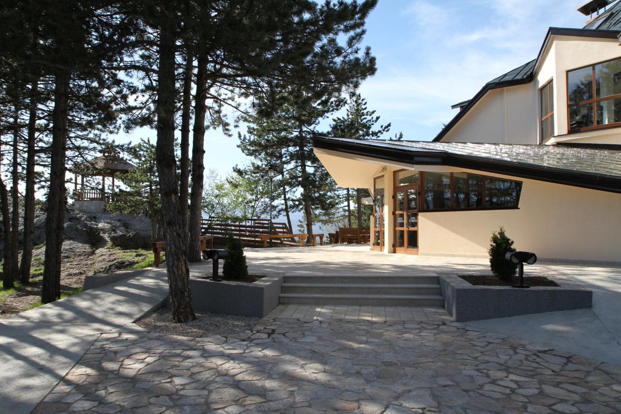 Hotel Trebjesa Nikšić Extérieur photo