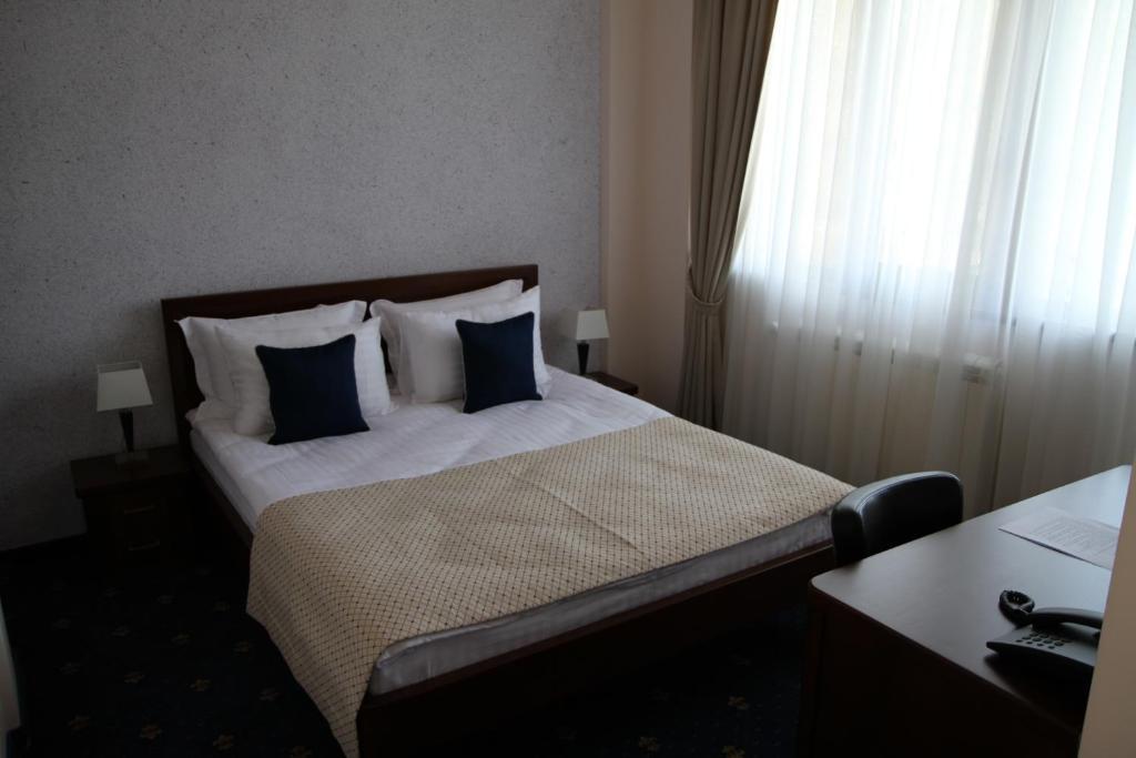 Hotel Trebjesa Nikšić Chambre photo